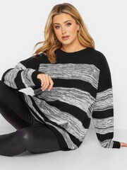 Yours Curve Black Distressed Oversized Jumper - Image 4 of 4