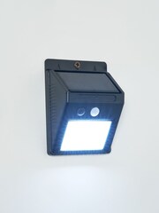 BHS Black Marley Solar LED Wall Light w PIR 6000k 230Lm - Image 2 of 4