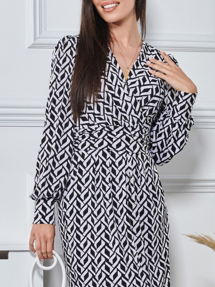 Jolie Moi Black Print Long Sleeve Pegged Dress - Image 5 of 5 Jolie Moi Black Print Long Sleeve Pegged Dress - Image 5 of 5