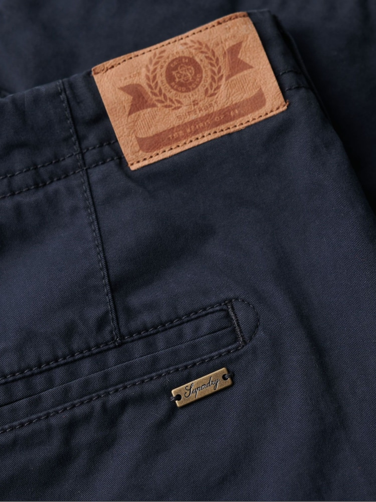 Albastru - Pantaloni scurți chino Superdry Classic - Imaginea 6 din 6