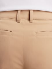 Nike Brown Tour 8 inch Chino Golf Shorts - Image 8 of 9