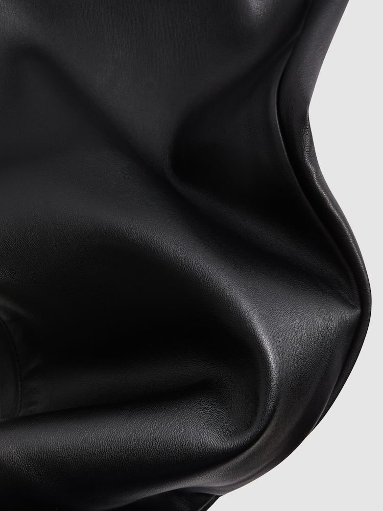 Pantalones de campana de cuero sintético de Good American - Imagen 7 de 7 Pantalones de campana de cuero sintético de Good American - Imagen 7 de 7