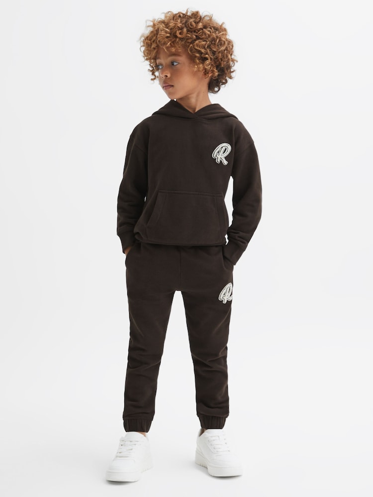 Reiss Chocolate Toby Senior Garment Dyed Logo Joggers - Image 1 of 6
