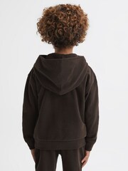 Reiss Chocolate Cade Senior Relaxed Garment Dyed Logo Hoodie - Image 5 of 6