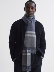 وشاح صوف-كشمير خطوط Otto من Reiss - Image 2 of 4