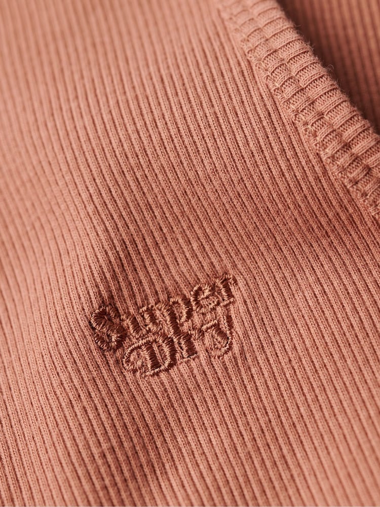 Braun - Superdry Essential Trägertop mit Logo - Bild 5 von 5 Braun - Superdry Essential Trägertop mit Logo - Bild 5 von 5