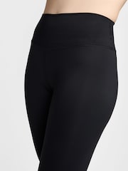 Nike Black One High Waisted 7/8 Leggings - Image 6 of 9