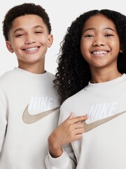 Nike Neutral Sweatshirt and Shorts Tracksuit Set - Image 10 of 10