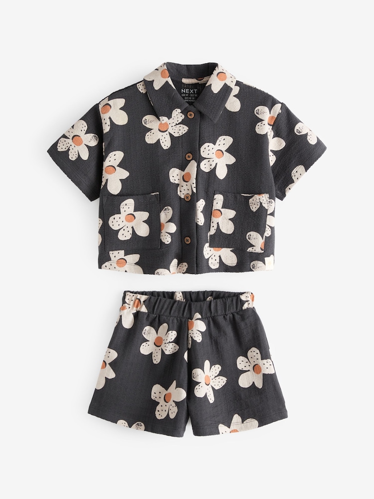 Black & White Flowers Short Sleeve Shirt and Shorts Set (3mths-7yrs) - Image 4 of 6