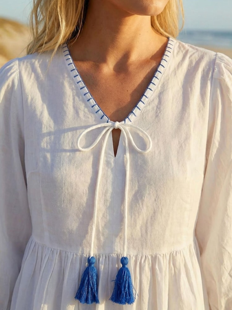 Roman Tassel Tie Front Blouse - Imagen 4 de 4