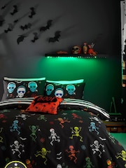 Bedlam Dancing Skeletons Glow in the Dark Duvet Cover Set - Изображение 1 из 5