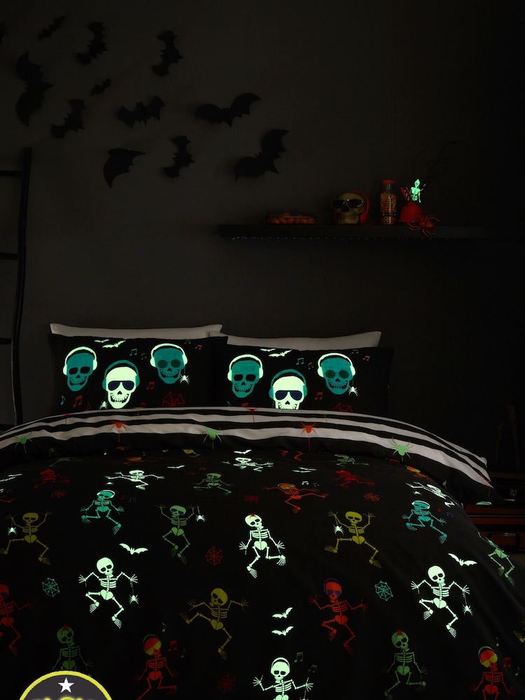 Bedlam Dancing Skeletons Glow in the Dark Duvet Cover Set - Изображение 2 из 5
