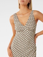Forever New Black Lorna Sleeveless Casa Midi Dress - Image 4 of 4