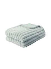 Appletree Morritz Plush Faux Fur Throw - Image 3 of 3