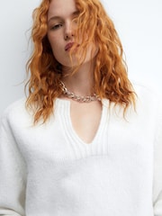V-neck Round-neck Jumper - Image 4 of 6