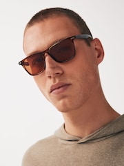 Braun - Next Polarised Wayfarer-Sonnenbrille mit Logo - Bild 2 von 6