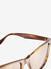Braun - Next Polarised Wayfarer-Sonnenbrille mit Logo - Bild 6 von 6