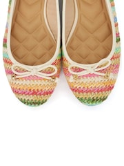 Crema/rosa - Dune London Hallo Charm Trim Leather Ballet Shoes - Imagen 6 de 6
