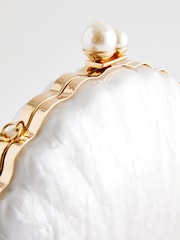Pearl White Shell Clutch Bag - Image 4 of 6