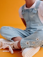 Light modra Denim - Daisy Vezene hlače z naprsnikom in naramnicami (3-16yrs) - Slika 5 iz 8