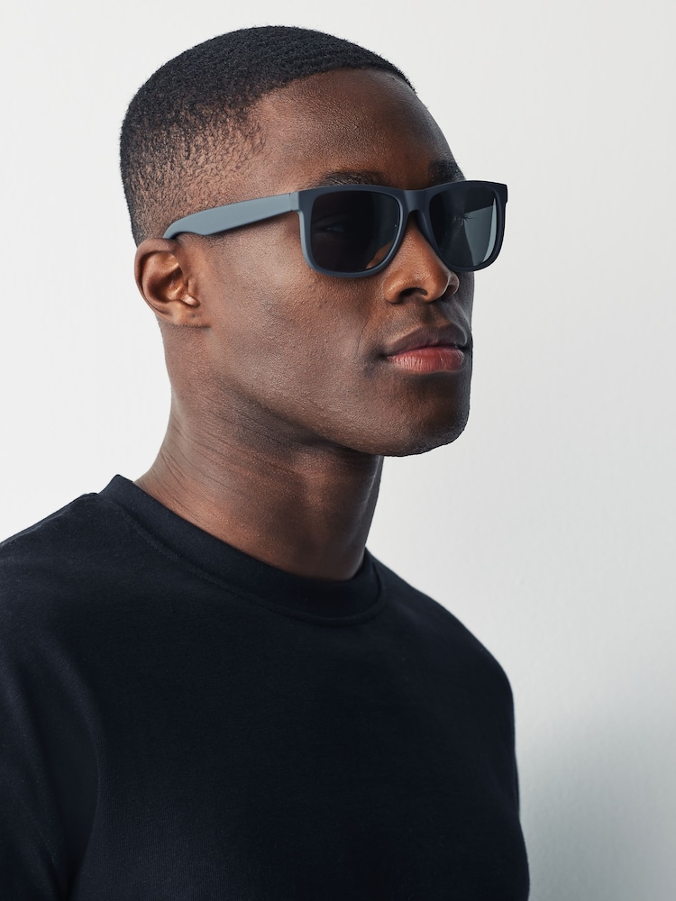 Spiegel, Grau - Wayfarer Polarisierte Sonnenbrille - Bild 1 von 5 Spiegel, Grau - Wayfarer Polarisierte Sonnenbrille - Bild 1 von 5