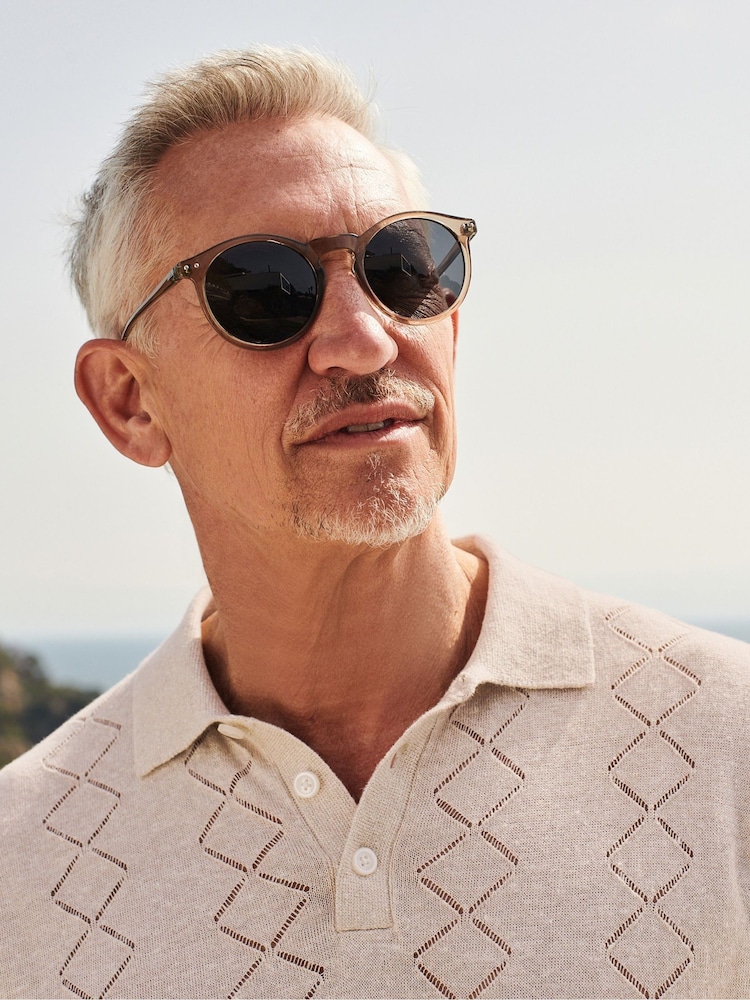 Black Round Polarised Sunglasses - Image 1 of 2