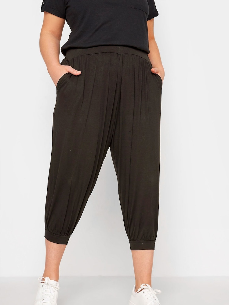Yours Curve Cropped Harems-Jogginghose aus Jersey - Bild 1 von 4 Yours Curve Cropped Harems-Jogginghose aus Jersey - Bild 1 von 4