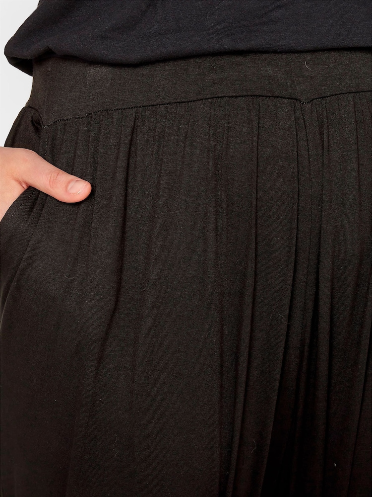 Yours Curve Black Cropped Jersey Harem Joggers - Image 3 of 4