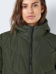 NOISY MAY Green Maxi Length Padded Quilted Hooded Coat - Image 5 of 6