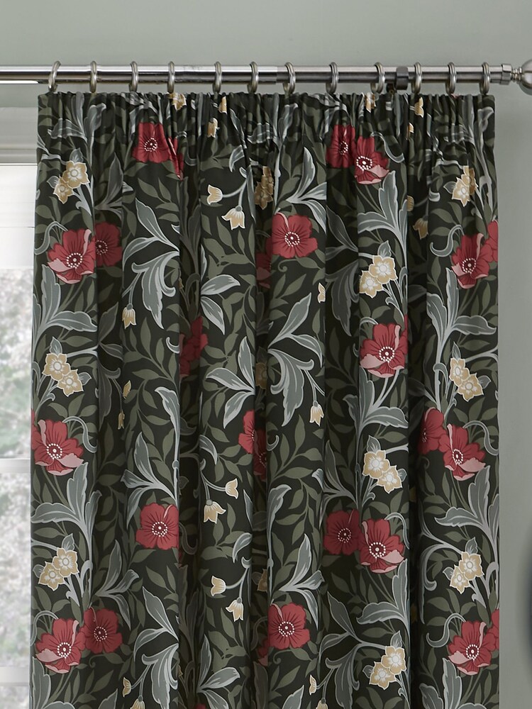 D&D Green Sandringham 100% Cotton Pencil Pleat Curtains - Image 2 of 4