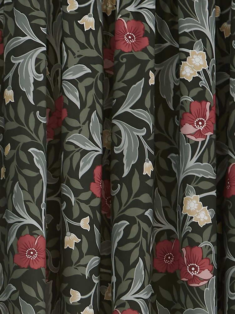 D&D Green Sandringham 100% Cotton Pencil Pleat Curtains - Image 4 of 4
