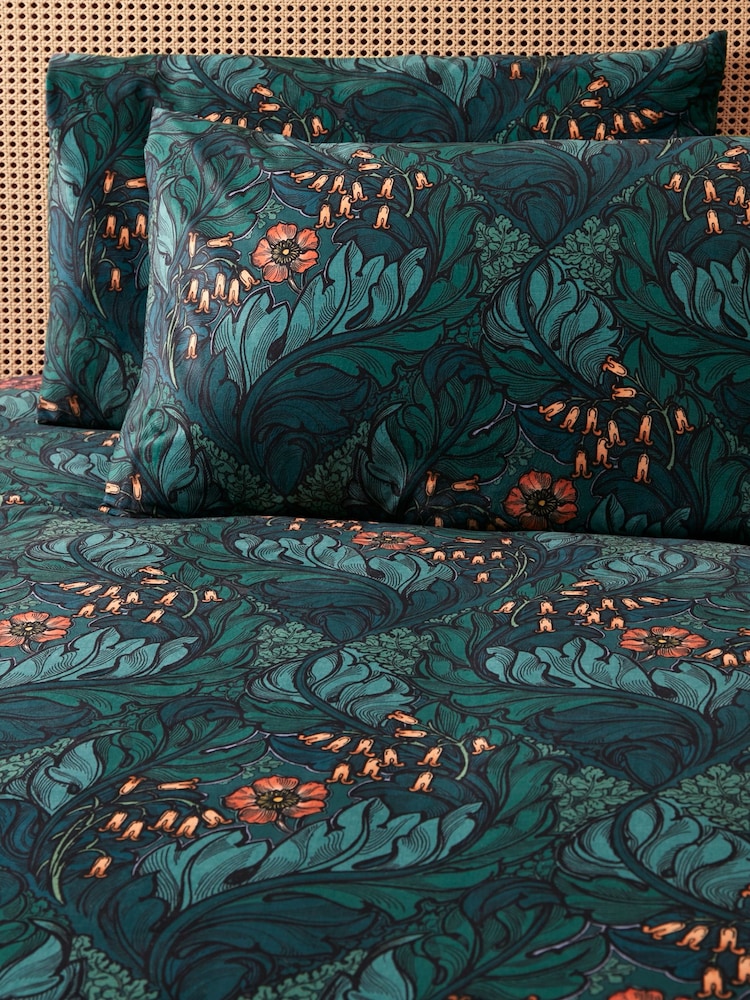 Laurence Llewelyn-Bowen Green Rambleicious Velvet Duvet Cover Set - Image 2 of 4