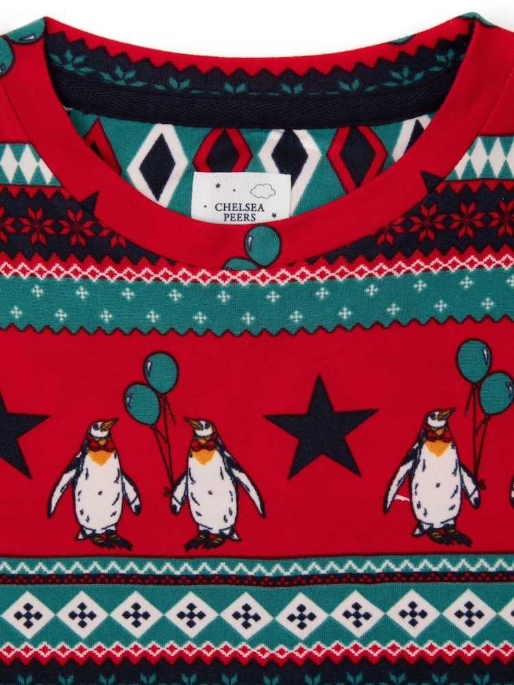 Chelsea Peers Kinder recycelt Faser Rot & Grün Karneval Penguin Faire Insel bedruckt Langer Pyjama Set - Bild 3 von 3 Chelsea Peers Kinder recycelt Faser Rot & Grün Karneval Penguin Faire Insel bedruckt Langer Pyjama Set - Bild 3 von 3