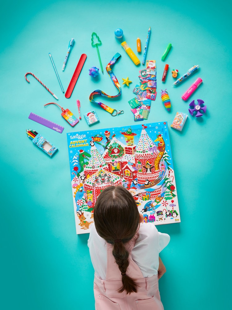 Smiggle Red Advent Calendar 2023 - Image 2 of 6