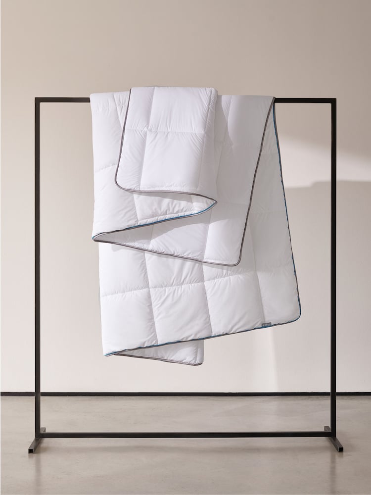 Simba Hybrid Duvet with Statos 10.5 Tog - Image 1 of 4