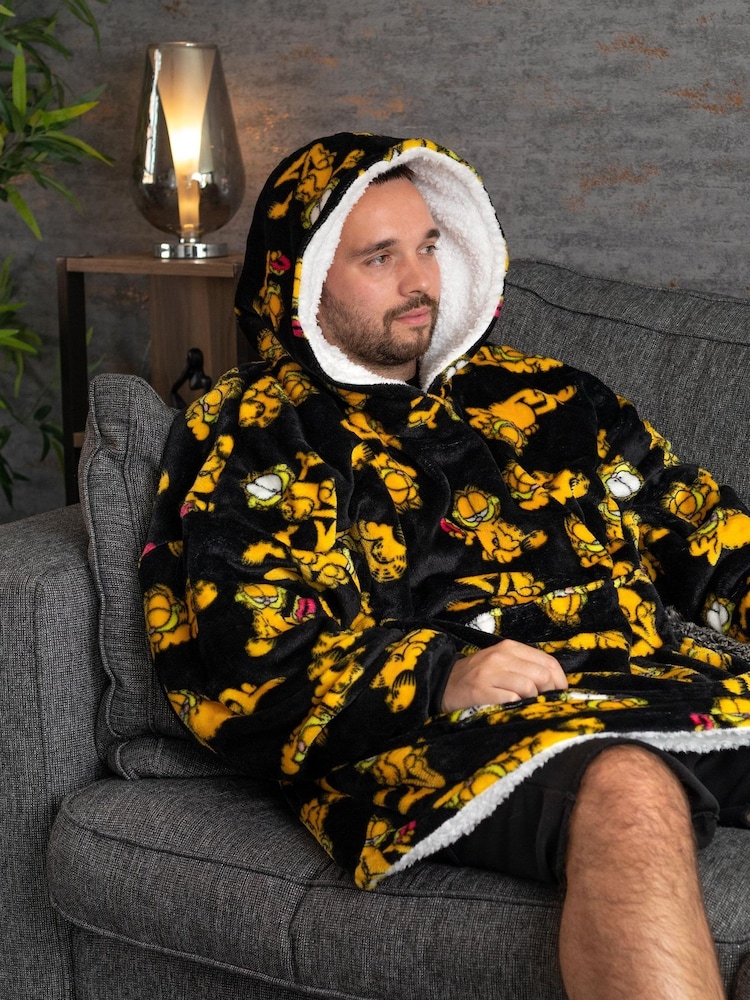 Vanilla Underground Mid Black Garfield Adult Blanket Hoodie - Image 1 of 6