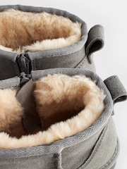 Metallic Shower Repellent Faux Fur Lined Platform Boots - Image 5 of 6