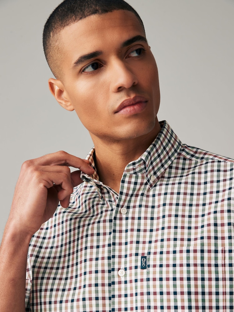 White/Green Gingham Easy Iron Button Down Short Sleeve Oxford Shirt - Image 4 of 7
