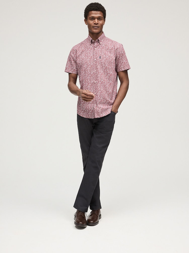 Burgundy Red Floral Easy Iron With Button Down Collar Short Sleeve Oxford Shirt - Image 2 of 8