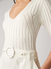 Ecru, Weiß - Kurzärmeliges Midikleid aus Gewebemix - Bild 3 von 5