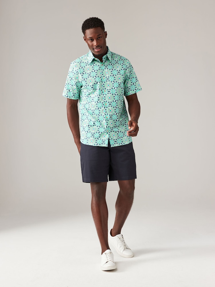 Green Regular Fit 100% Cotton Printed Short Sleeve Shirt - Image 2 of 5