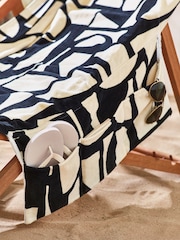 Black Pocket 100% Cotton Beach Towel - Image 2 of 5