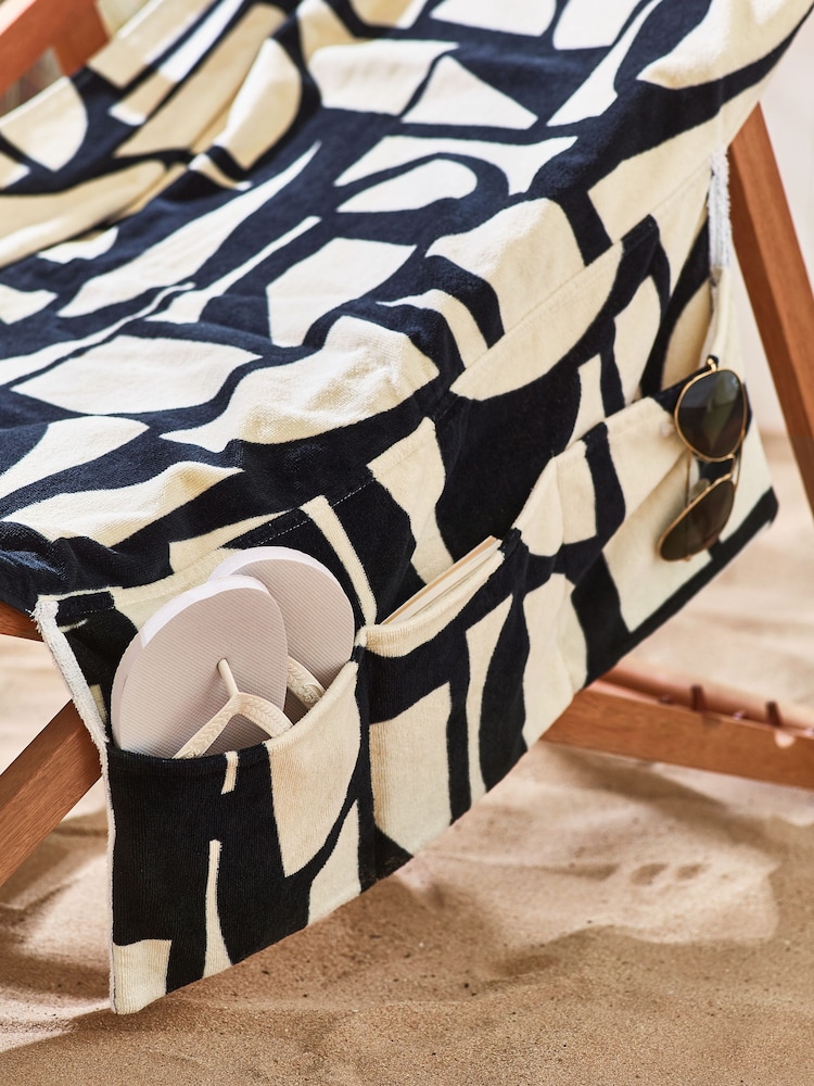 Black Pocket 100% Cotton Beach Towel - Image 2 of 5