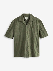 Green Short Sleeve Embroidered Shirt with Cuban Collar - Image 5 of 7