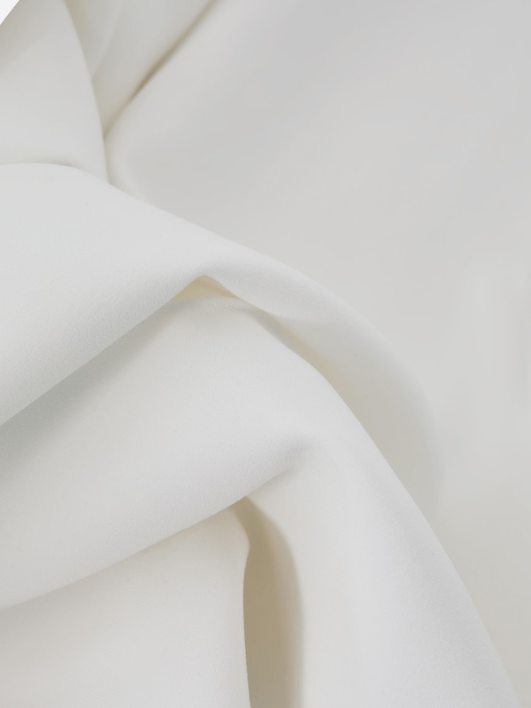 Reiss White Sienna Crepe Wide Leg Suit Trousers - Image 7 of 7