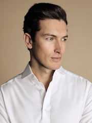 Charles Tyrwhitt White Non-Iron Twill Extreme Cutaway Slim Fit 100% Cotton Shirt - Image 2 of 5