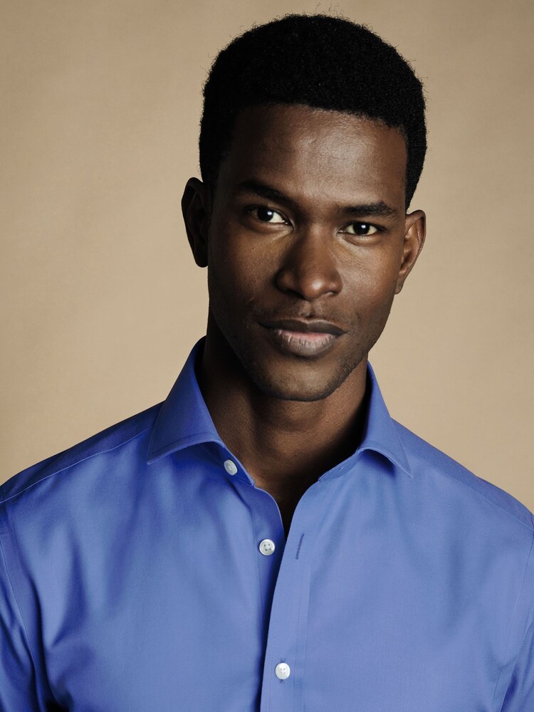 Charles Tyrwhitt Blue Non-iron Twill Cutaway Slim Fit 100% Cotton Shirt - Image 2 of 6 Charles Tyrwhitt Blue Non-iron Twill Cutaway Slim Fit 100% Cotton Shirt - Image 2 of 6