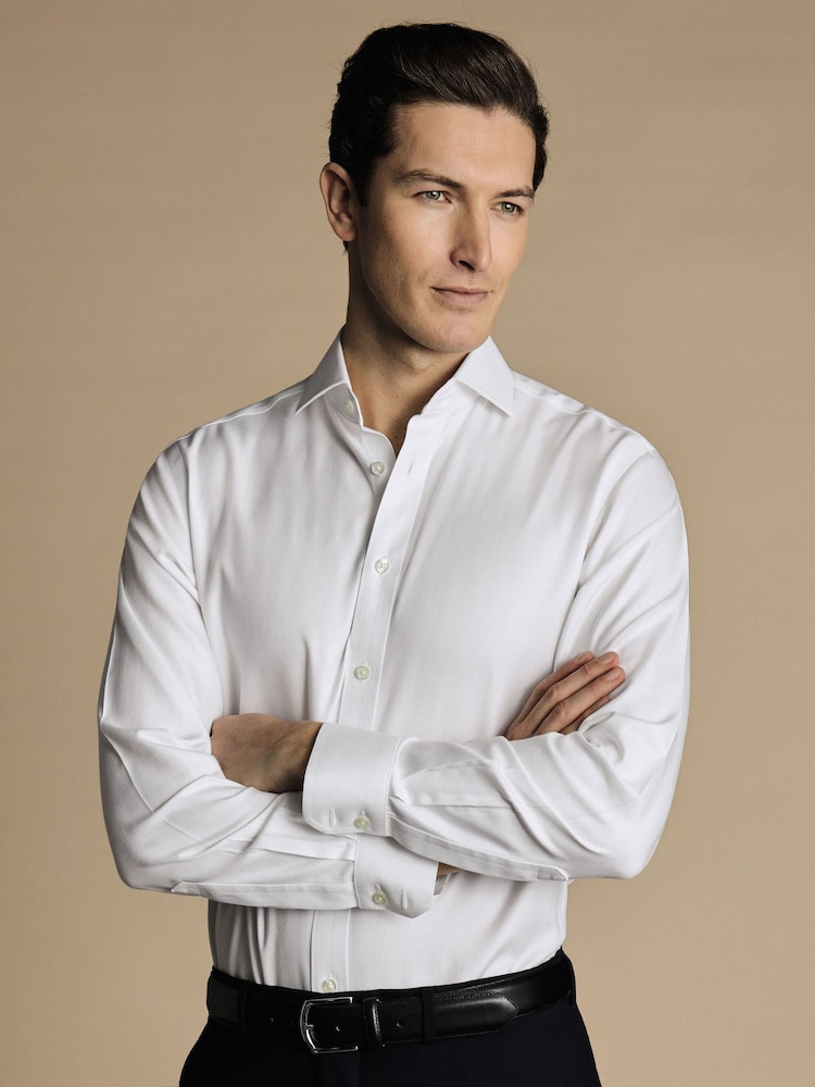 Charles Tyrwhitt White Slim Fit Cutaway Non-iron Herringbone 100% Cotton Shirt - Image 1 of 4