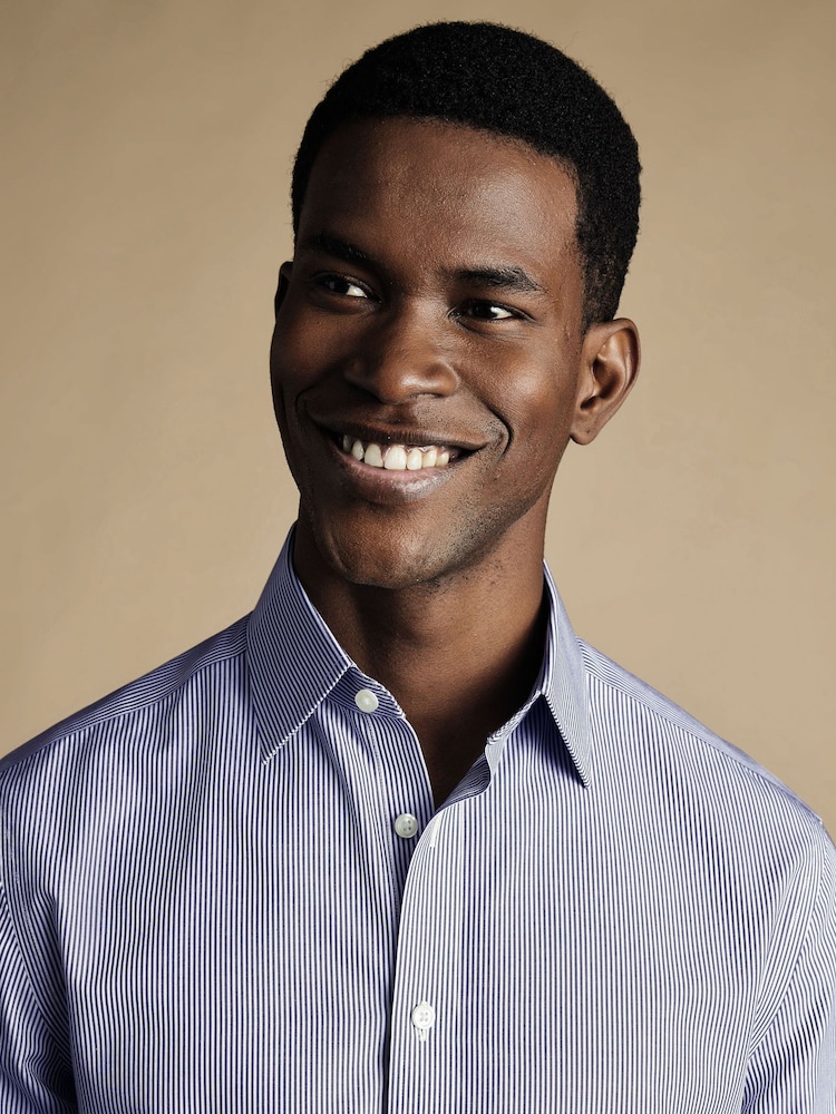 Charles Tyrwhitt Blue Non-iron Bengal Stripe Slim Fit 100% Cotton Shirt - Image 2 of 4