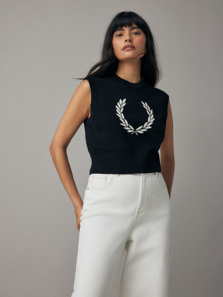 Fred Perry Laurel Wreath Knitted 100% Cotton Tank Black Jumper - Image 1 of 7